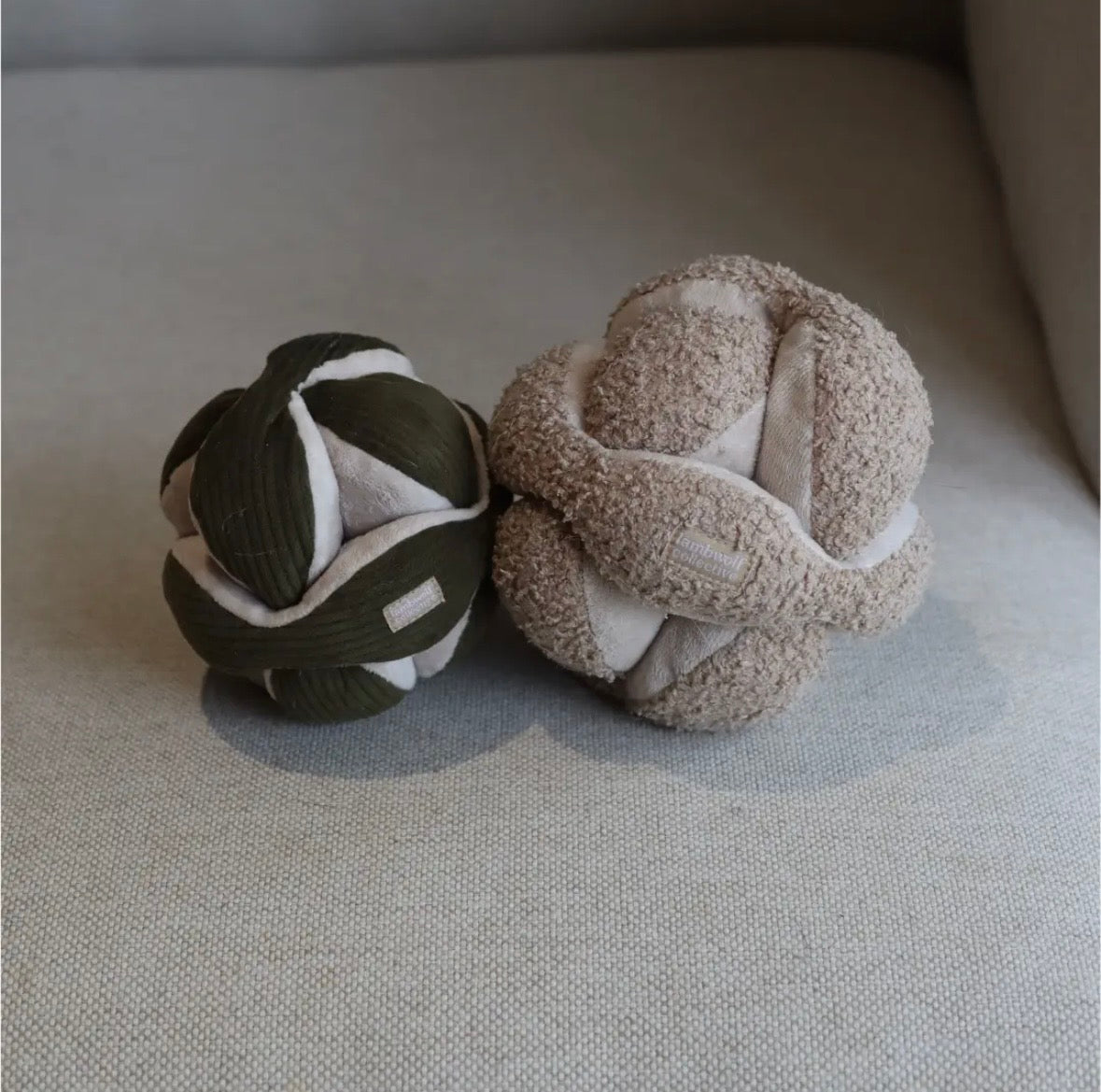 Jouet balle | Luma Lambwolf Collective
